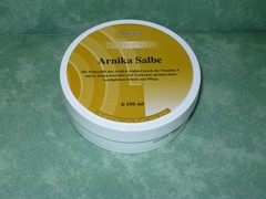 Arnika Salbe